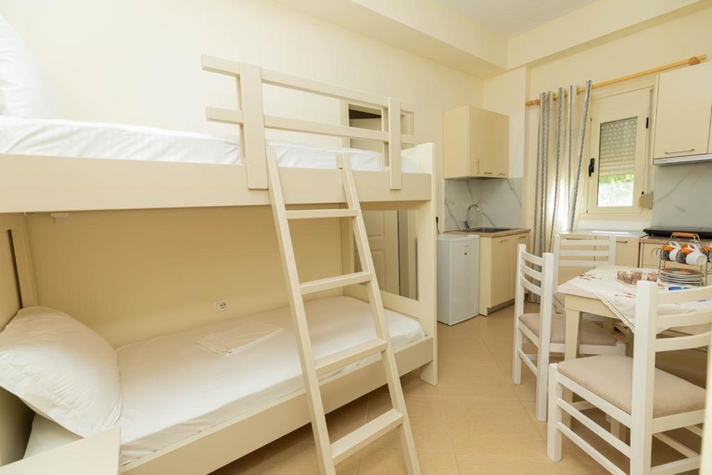 Premier Guest House Vlora Kültér fotó
